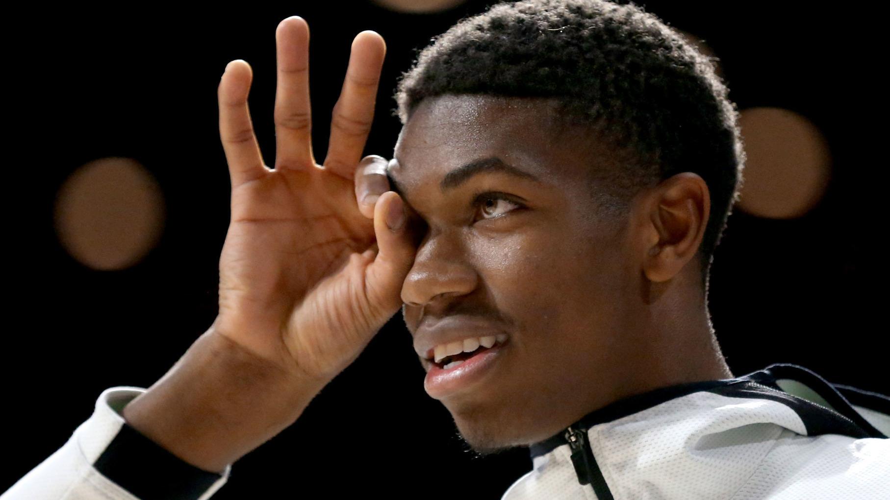 Recruits, transfers and new coaches give Sean Miller's Wildcats a new look